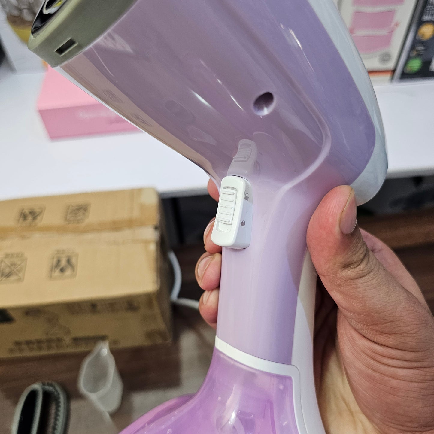 Lot Imported Melling Handheld Garment Steamer