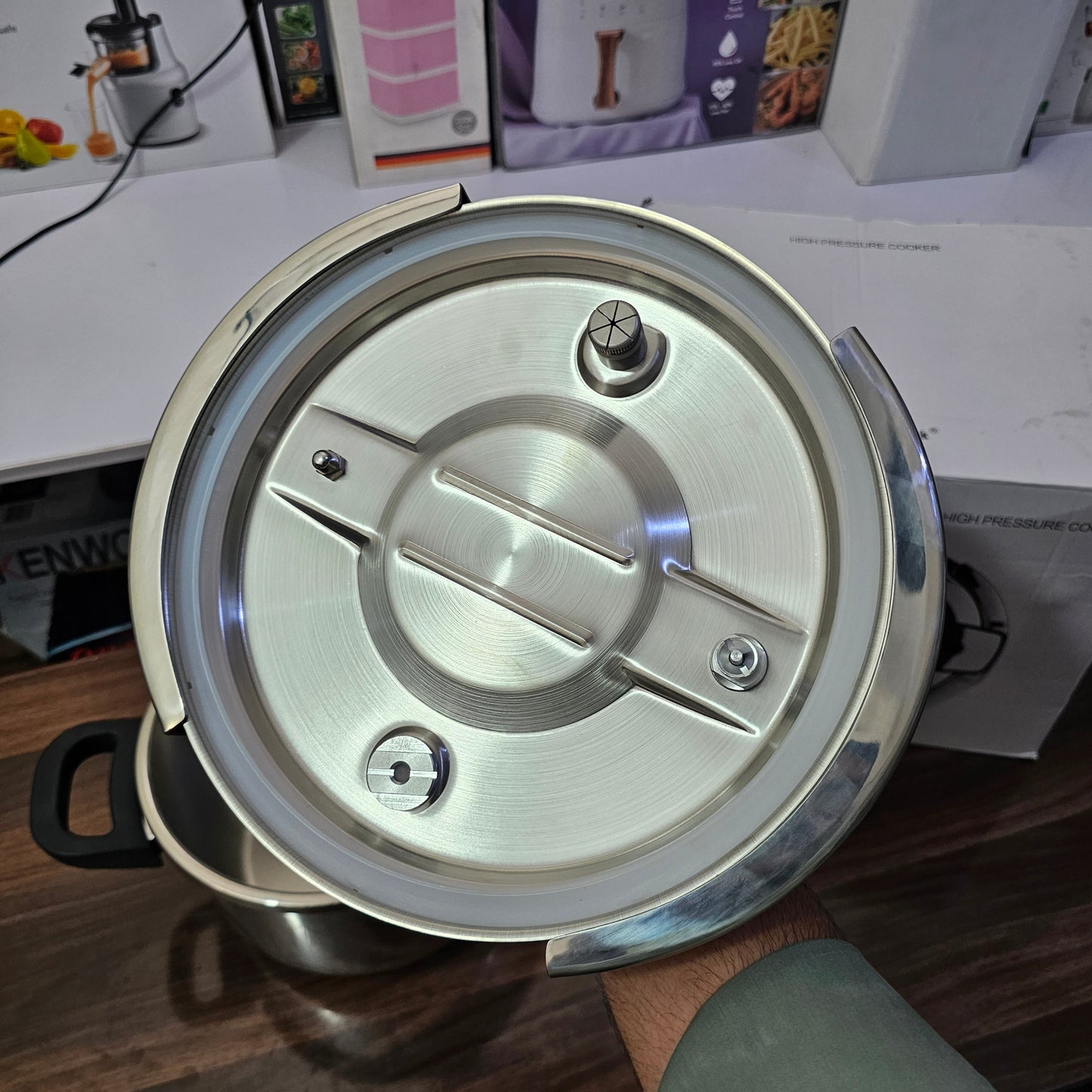 Lot Imported 6L Stainless Steel Pressure Cooker