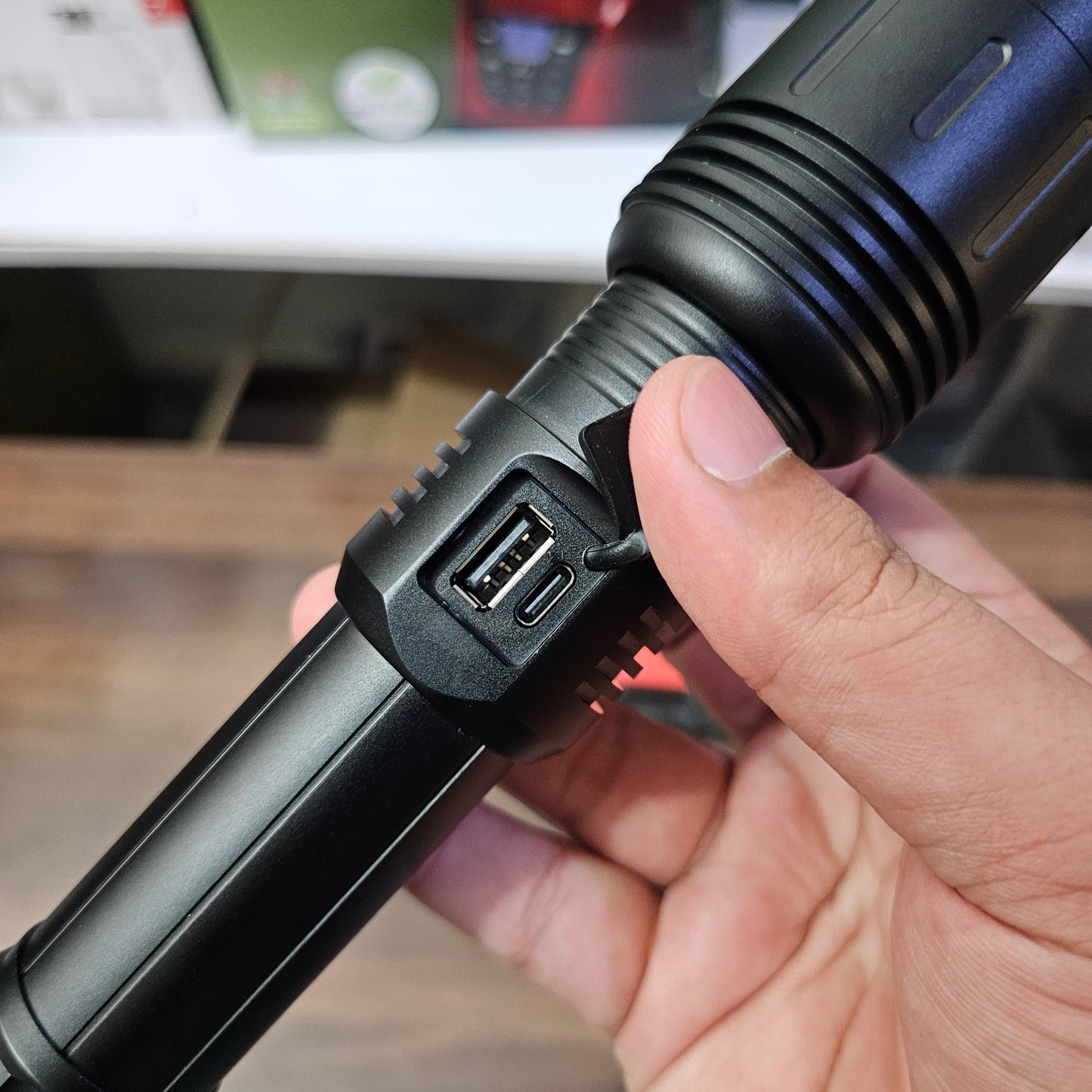 Lot Imported Ruilang 1km Flashlight