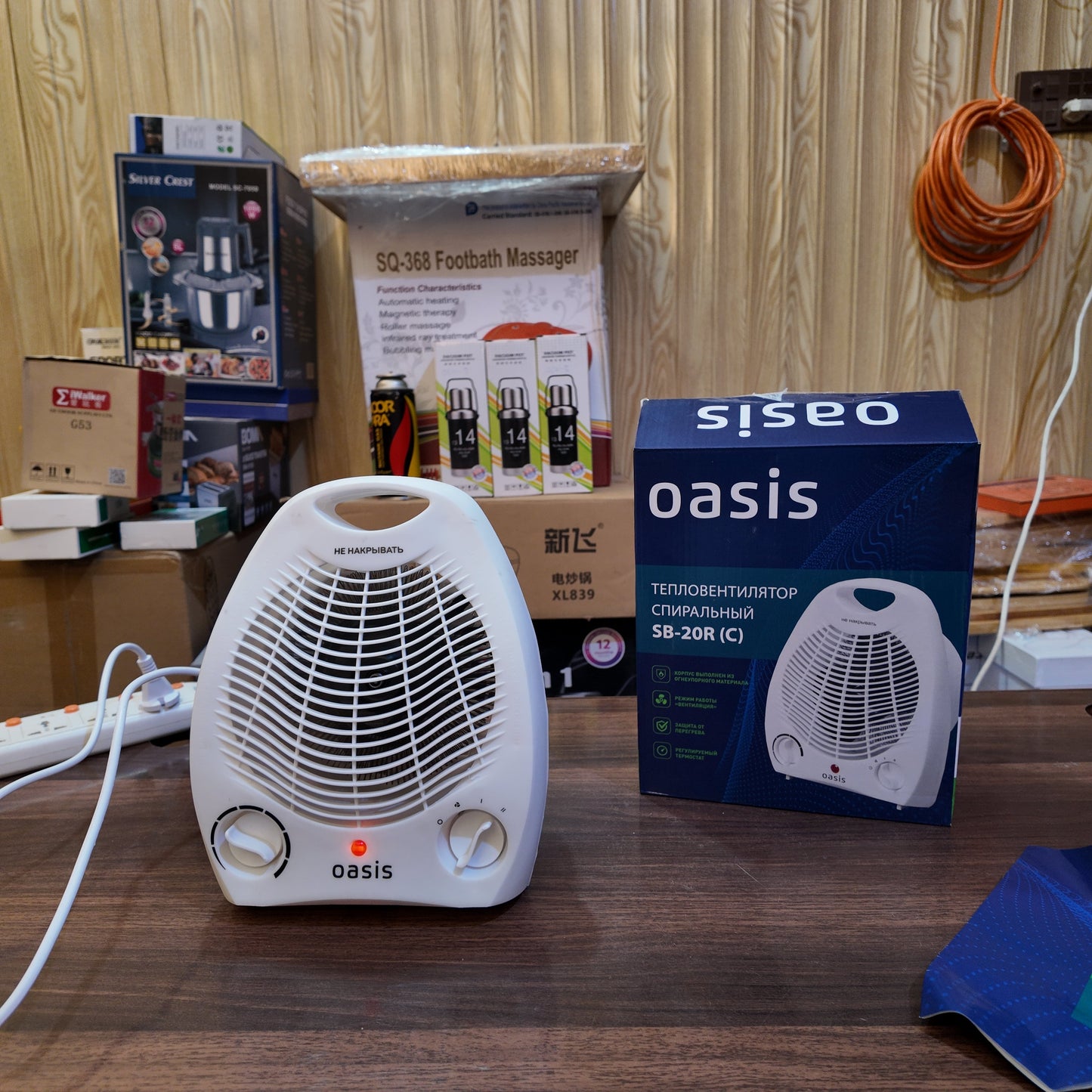 Lot Imported Oasis Mini Electric Heater