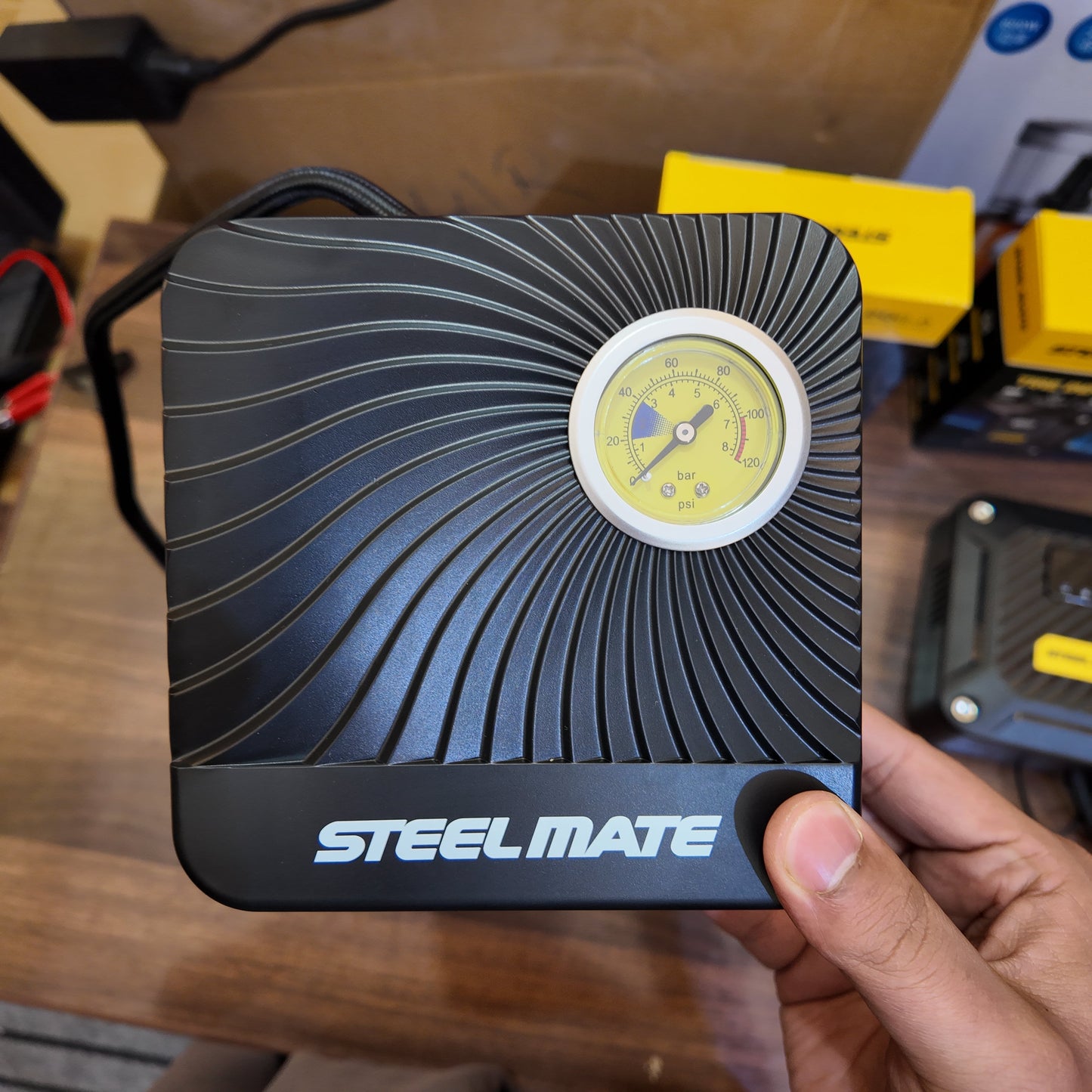 Lot Imported Steel Mate Powerful Tire Inflator