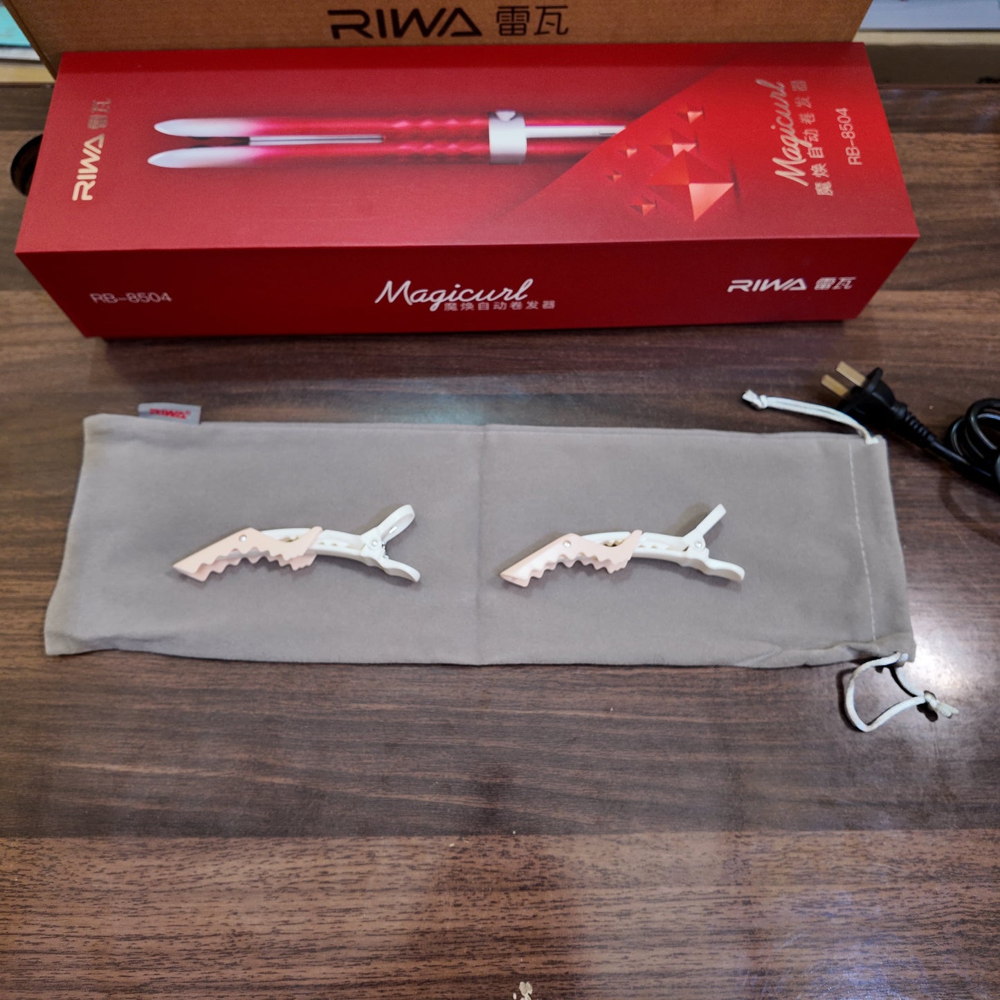 Lot Imported Riwa 2-in-1 Hair Straightener & Roller