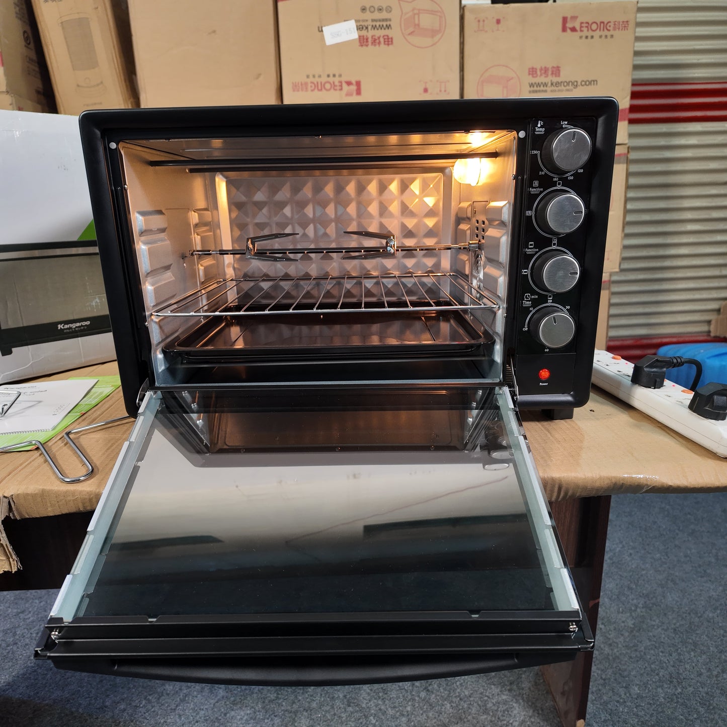 Australian Lot Imported Kangaroo 45L Convection Oven