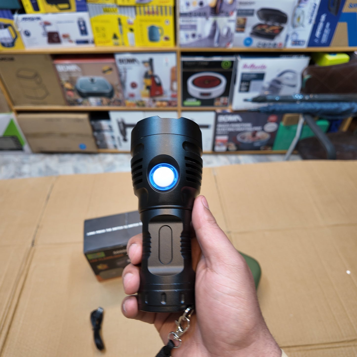 Lot Imported 360 LED 1km Flashlight C-L327