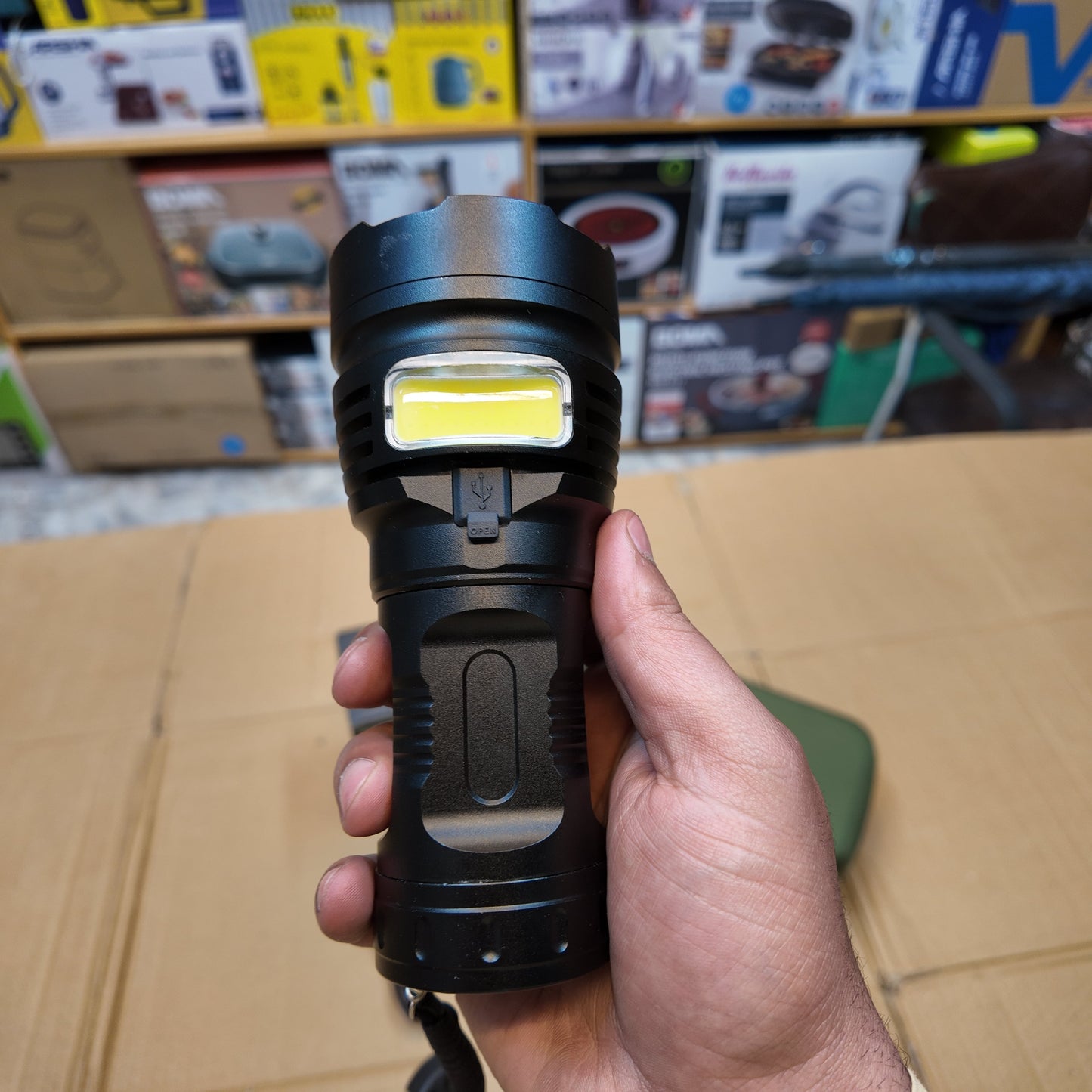 Lot Imported 360 LED 1km Flashlight C-L327