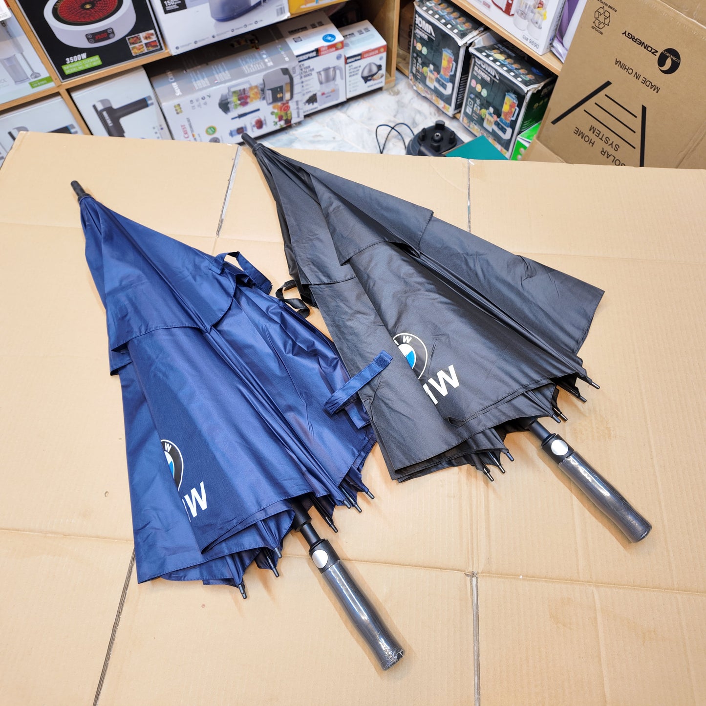 Lot Imported BMW 4 Person Black & Blue Folding Umbrella