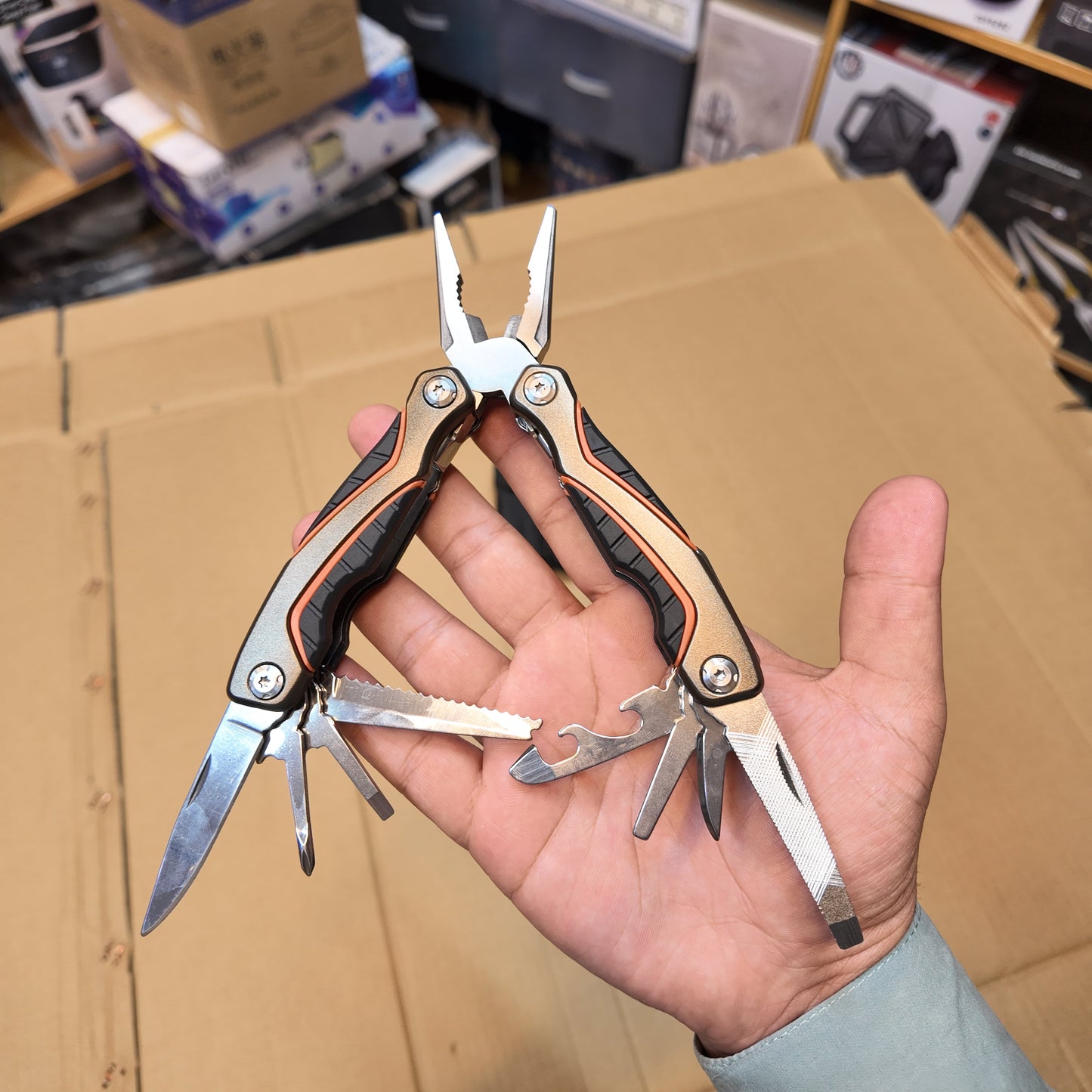 Lot Imported 9-in-1 Folding Multifunctional plier Tools Kit