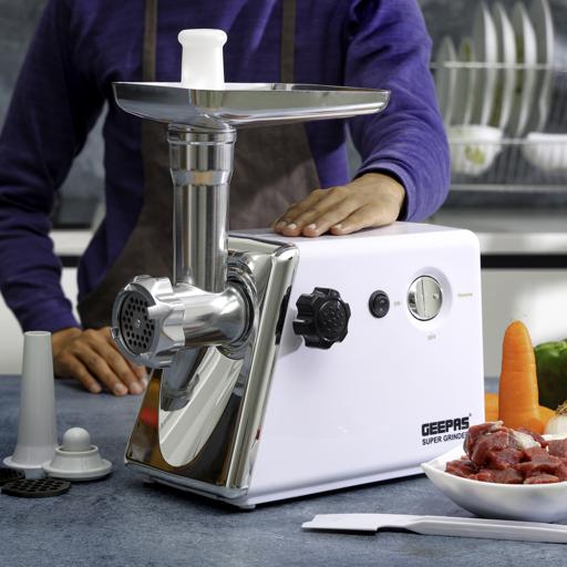 Geepas 6-in-1 Meat Grinder GMG765P