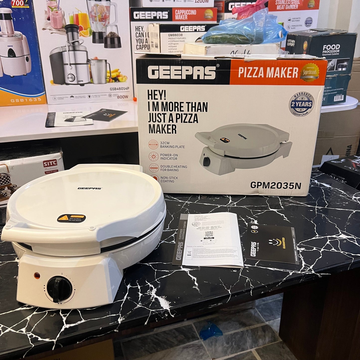 Geepas Pizza Maker GPM2035N