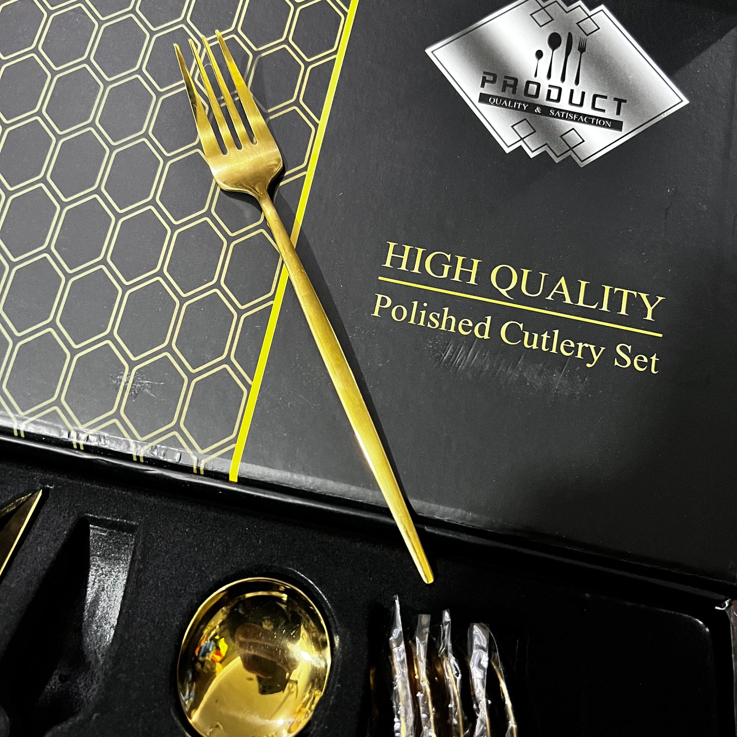 24 Piece Luxury Stainless Steel Cutlery Set - High Quality Lot Import