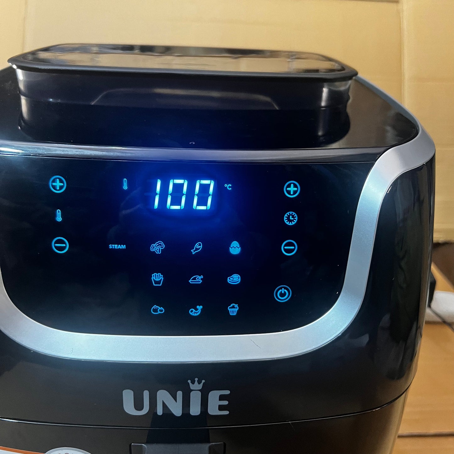 UNIE 7L Air Fryer & Steamer - Limited Stock