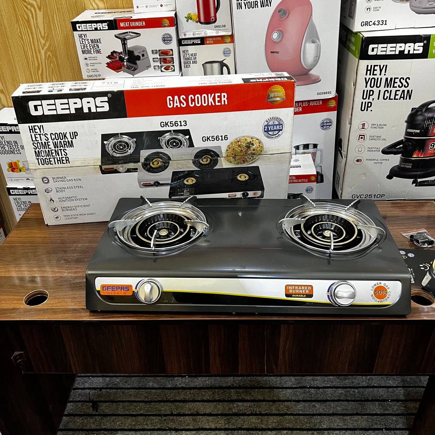 Geepas Gas Cooker GK5616 & GK5613