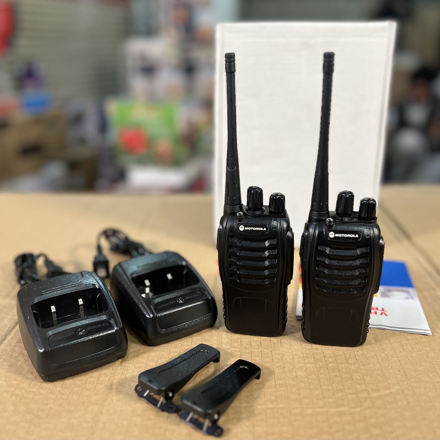 Motorola Lot - Latest Walkie Talkie - Pair