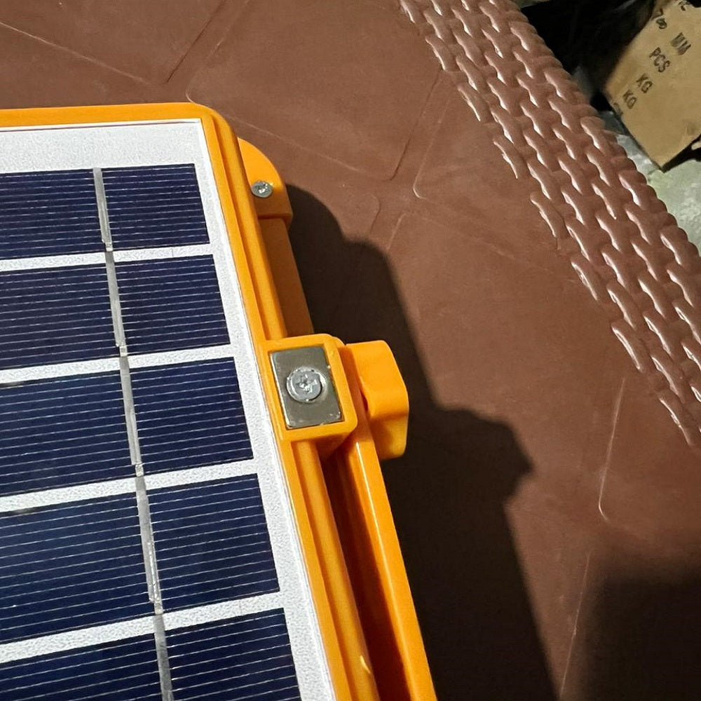 100W LED Flood Light with Solar Panel & Power Bank