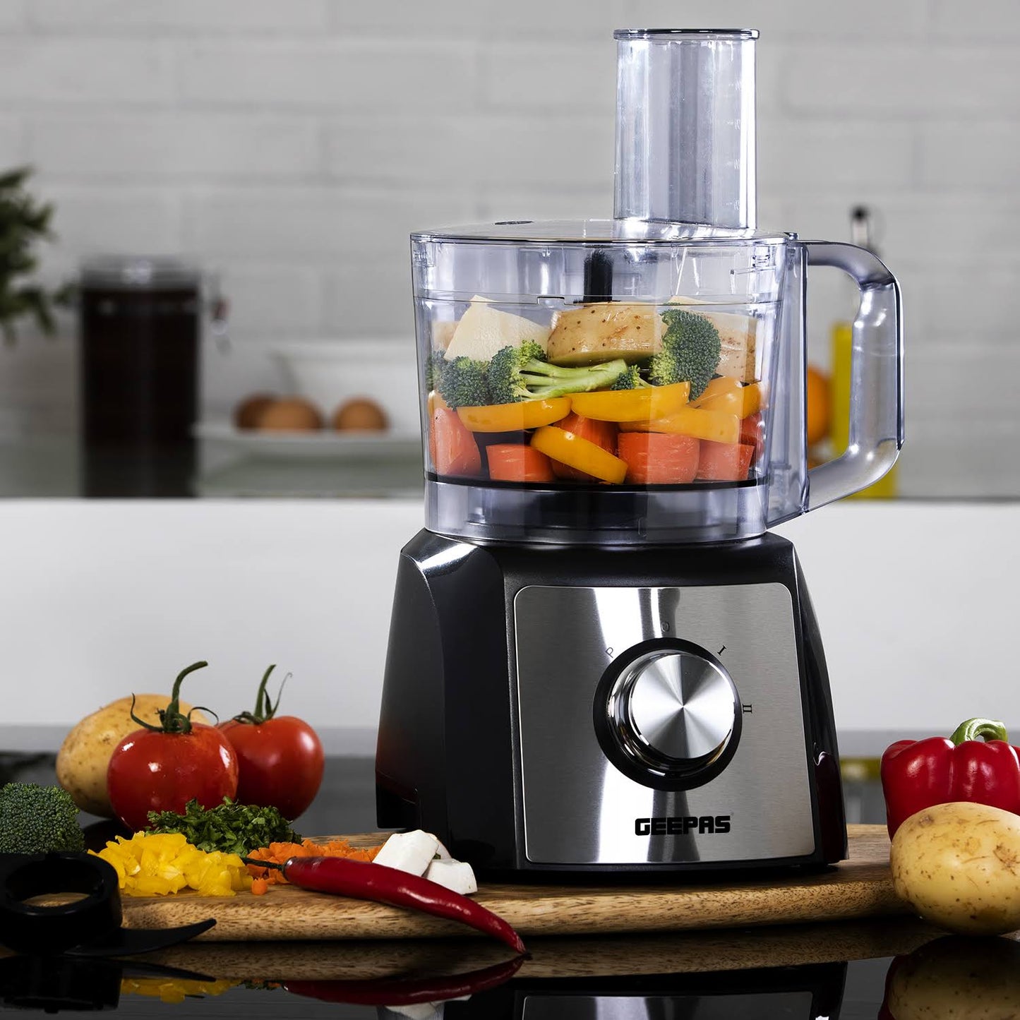 Geepas Multifunctional Food Chopper GMC42011